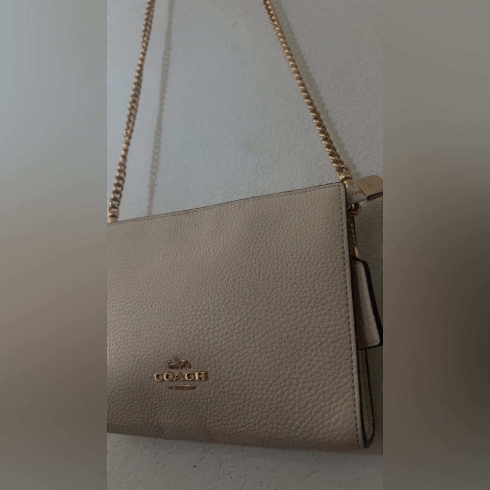 Coach crème small bag with gold chain strap